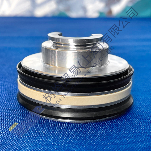 ZF TRAXON GV piston 1358 212 024