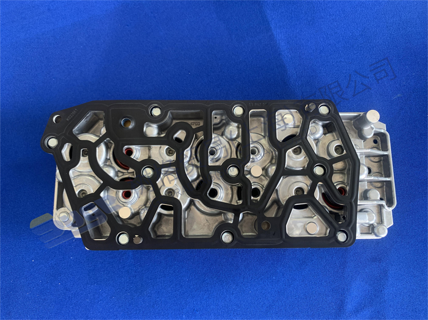 ZF TRAXON Automatic Transmission Parts VALVE BLOCK 0501 330 550