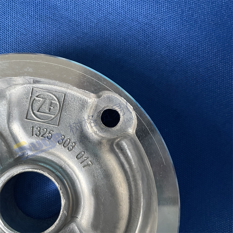 ZF ECOSPLIT4 gearbox parts PUMP COVER 1325 303 017
