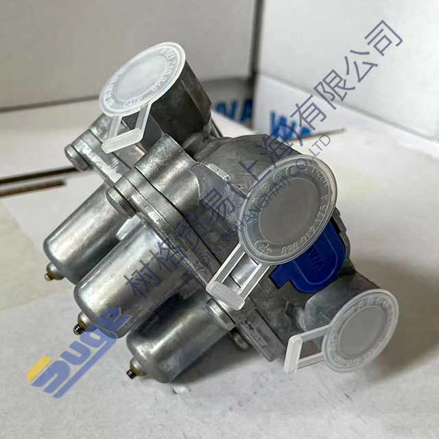 ZF WABCO Four circuit protection valve 9347 144 040