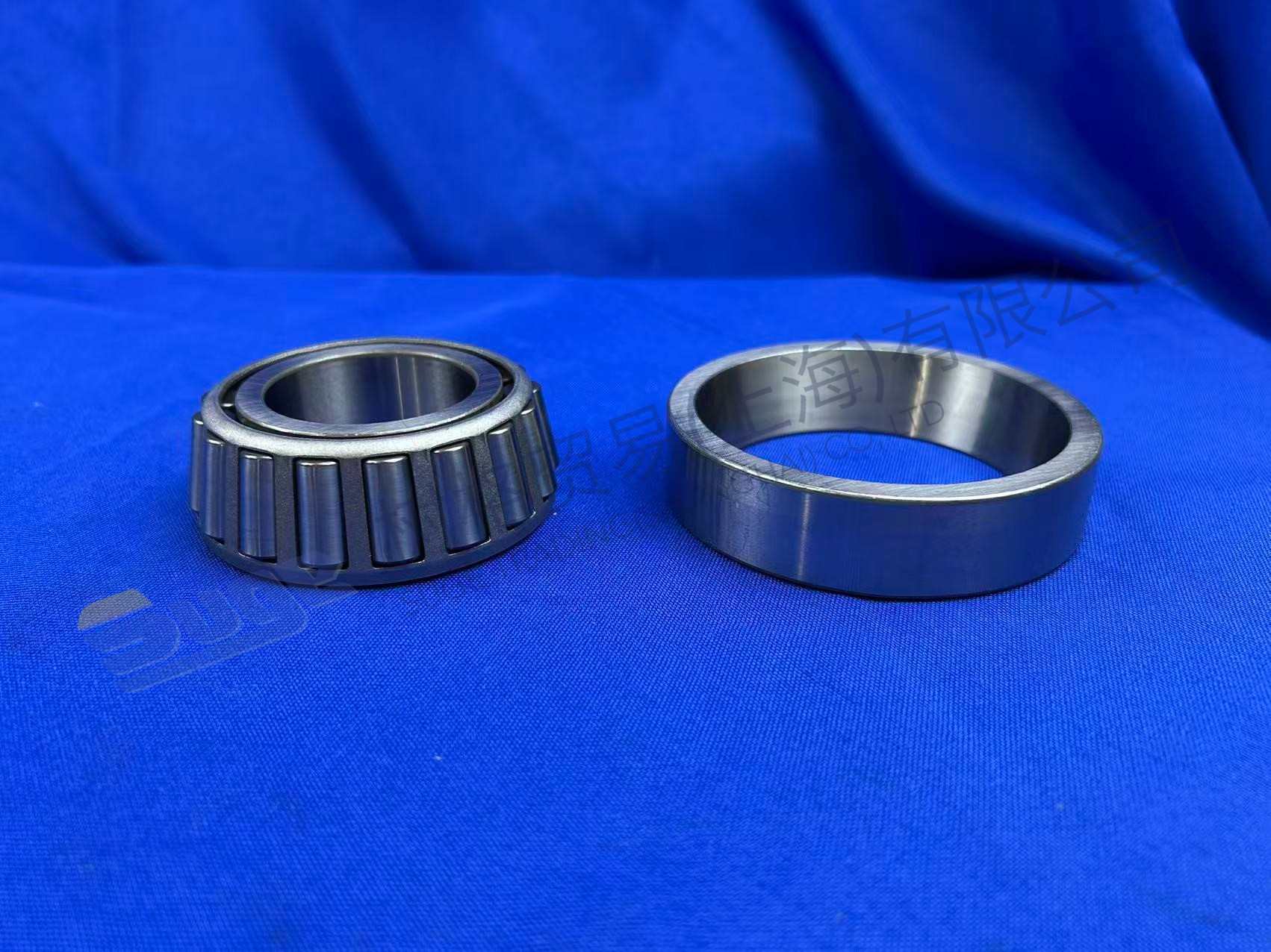 ZF TAPERED ROLLER BEARING 0735 300 548