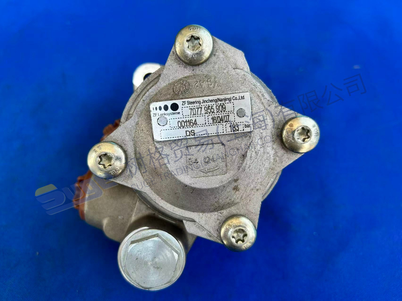 ZF POWER STEERING PUMP 7077 955 909