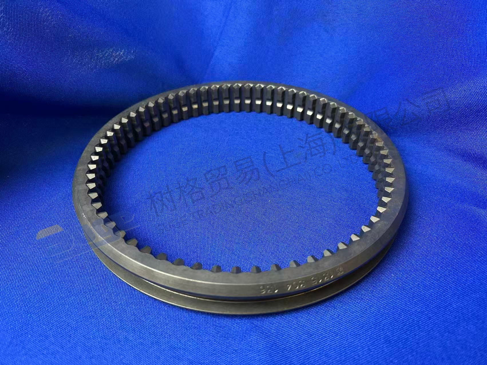 ZF SLIDING SLEEVE 1315 304 136