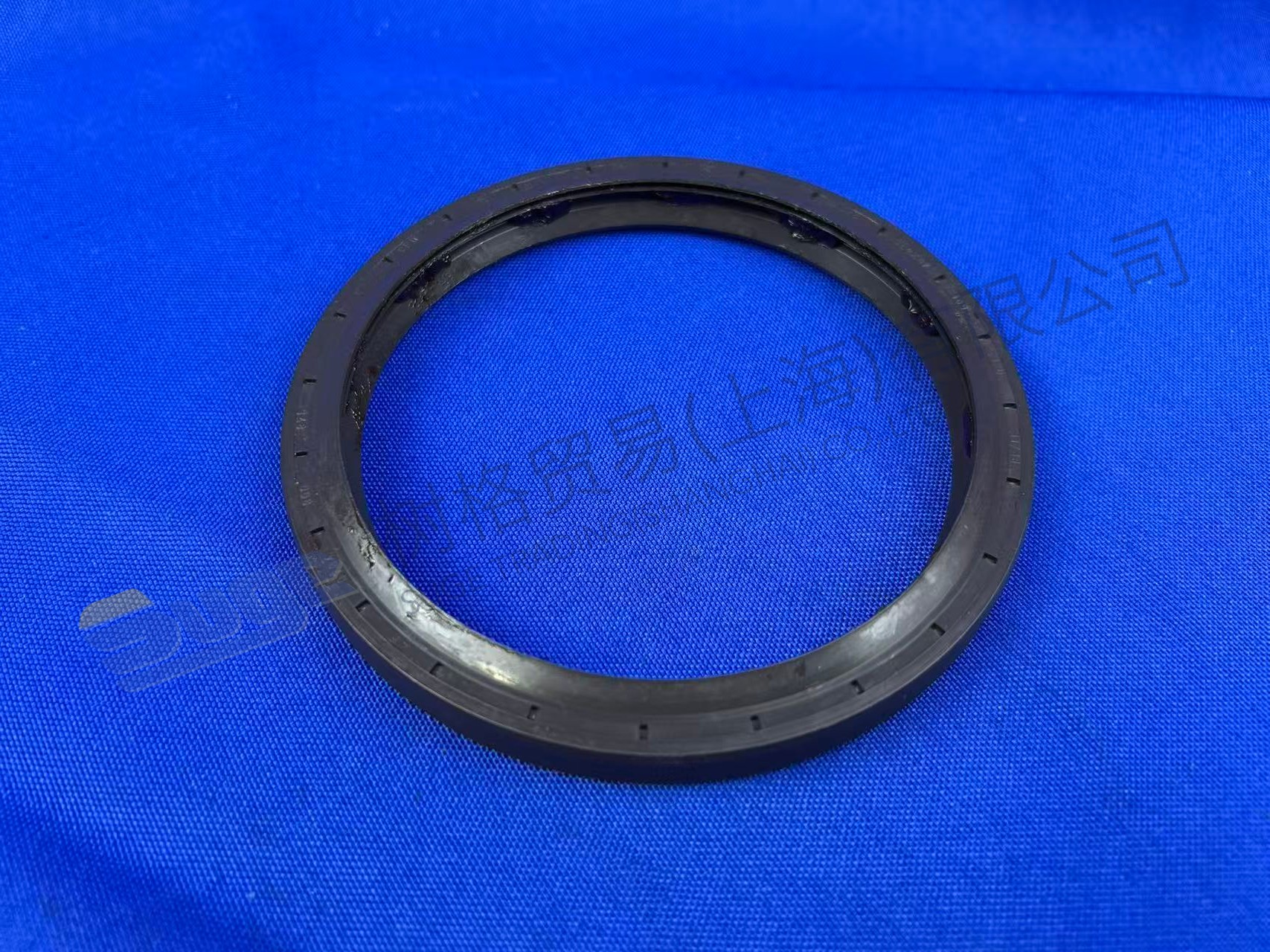 ZF SHAFT SEAL 0734 300 375