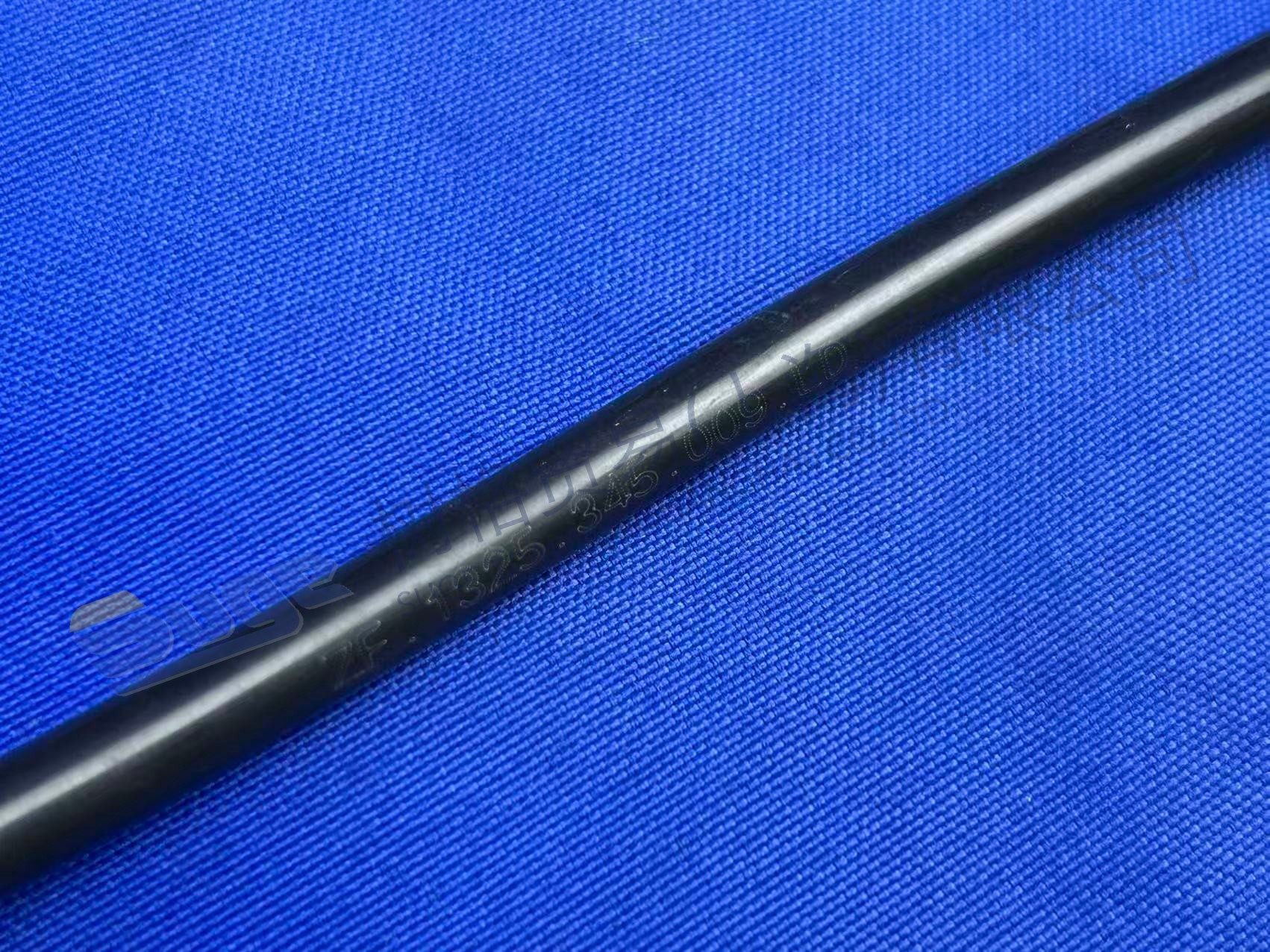1325 345 009-5