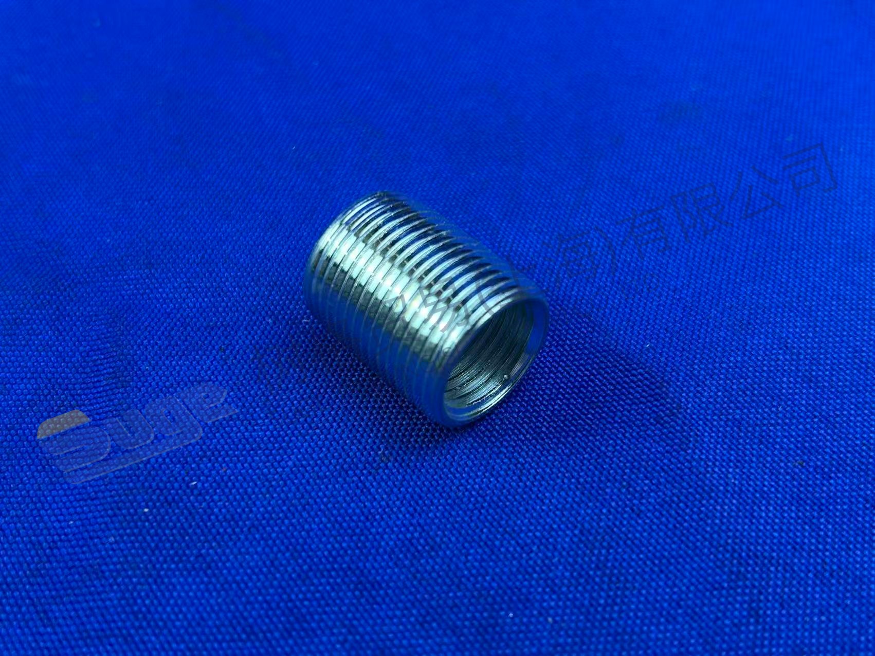 ZF THREADED BUSH 0731 590 166