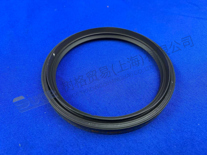 ZF SHAFT SEAL 0734 300 679