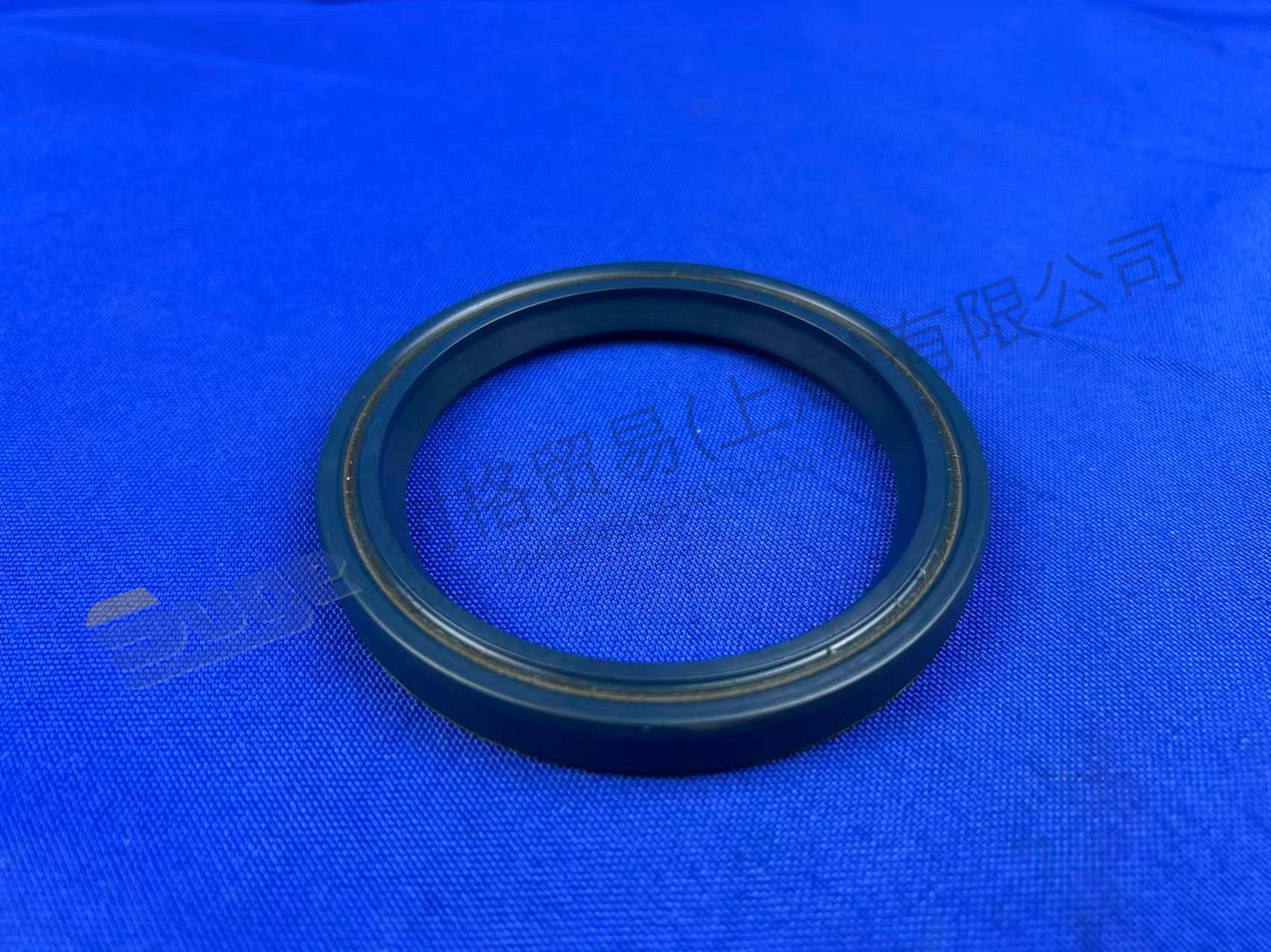 ZF SHAFT SEAL 0734 300 140