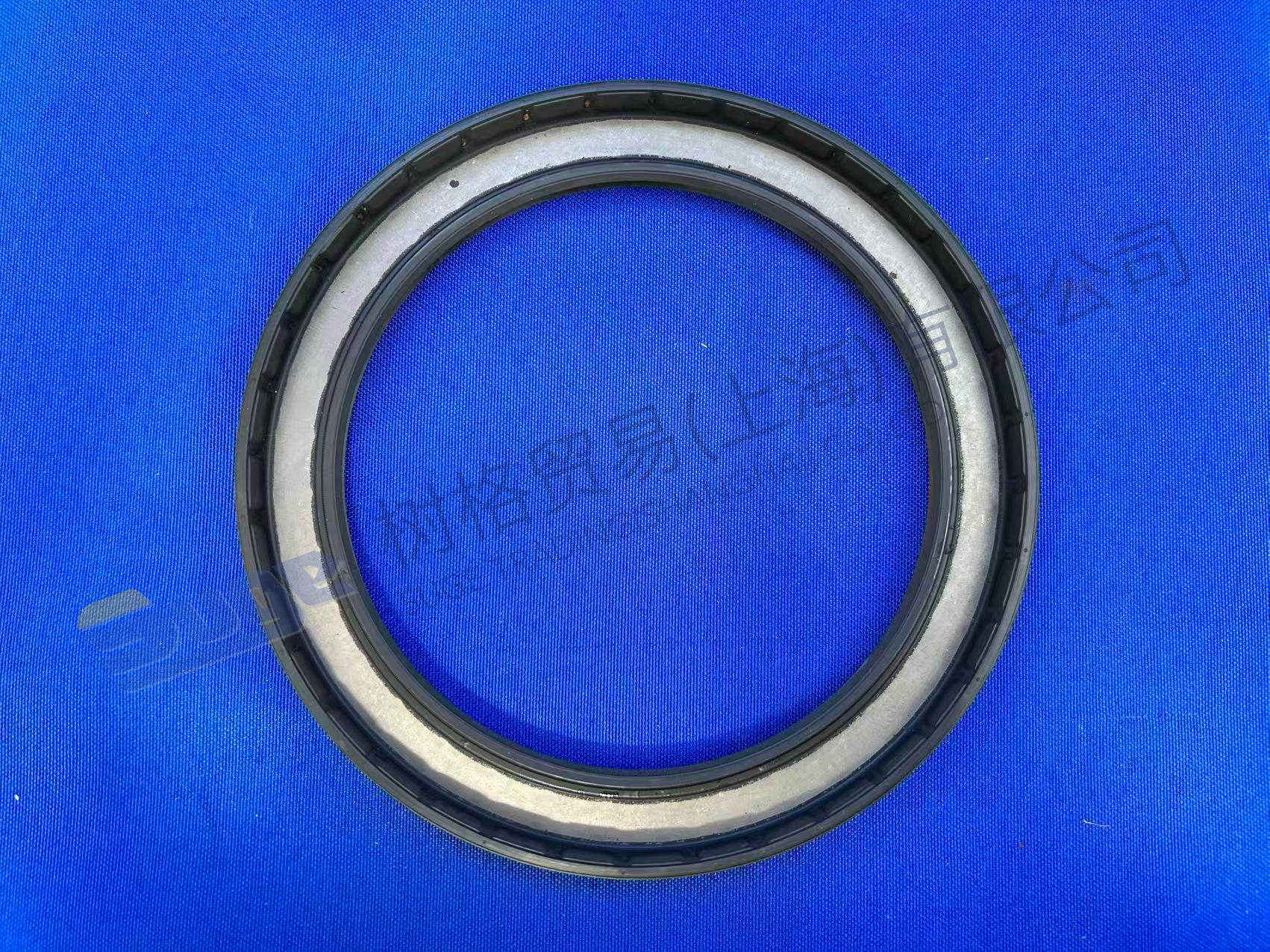 ZF SHAFT SEAL 0734 319 791